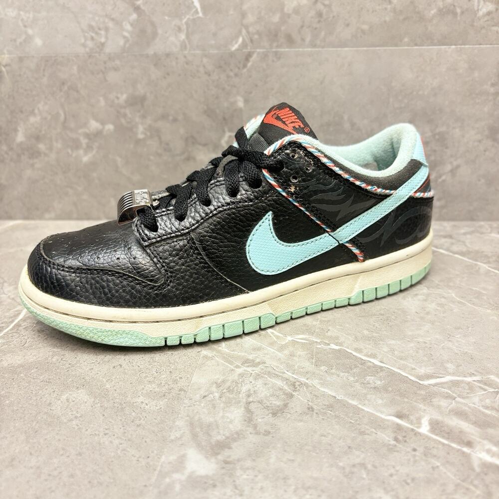 Nike Dunk Low SE Barber Shop Sneaker Black Leather Basketball Shoe Size Youth 4